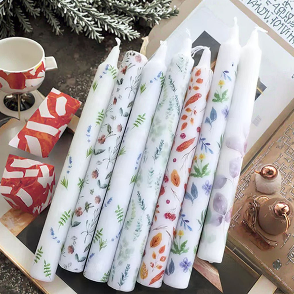 Vela Decorativa com Flores Prensadas Pintadas