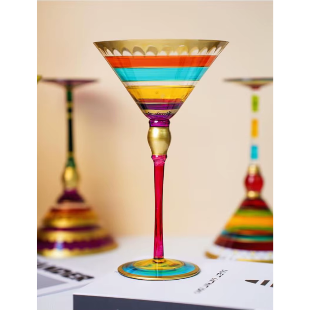 Taça de Vinho Pintada à Mão Estilo Retrô Luxo